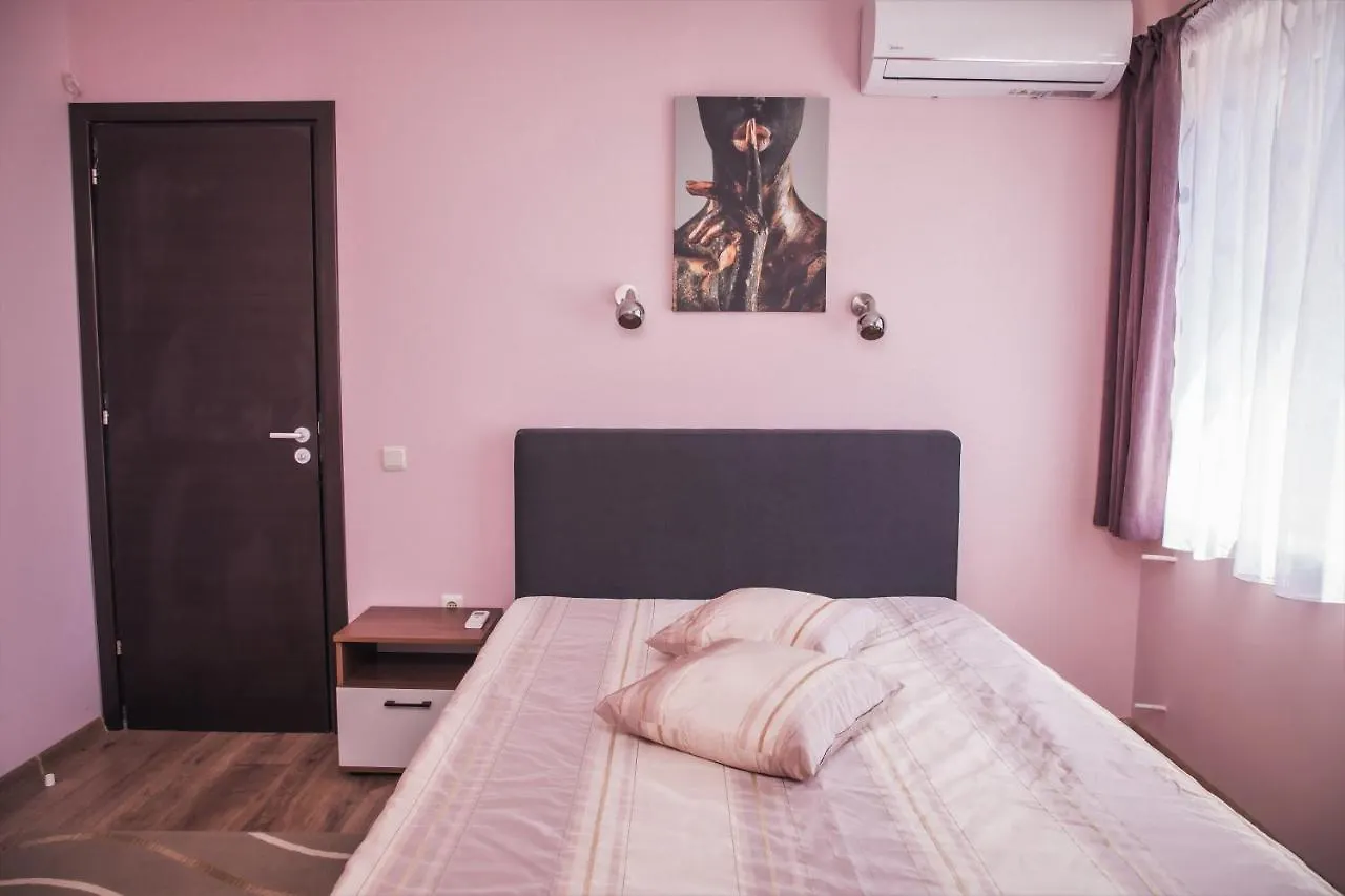 Bright Apartment For 5 Guests With Free Parking ブルガス ブルガリア